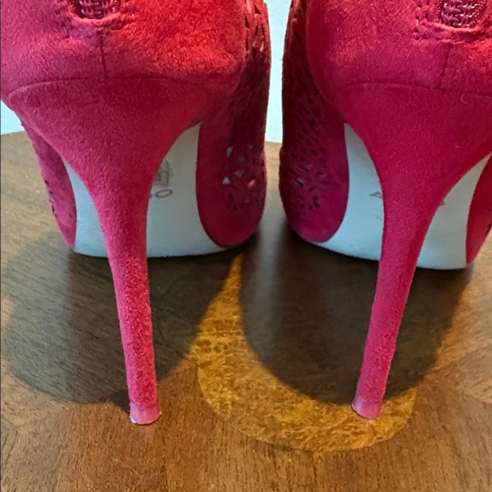 Aldo open toe heeled boots Red suede like cut out Lace look 4โ heel size 7 - Picture 8 of 10
